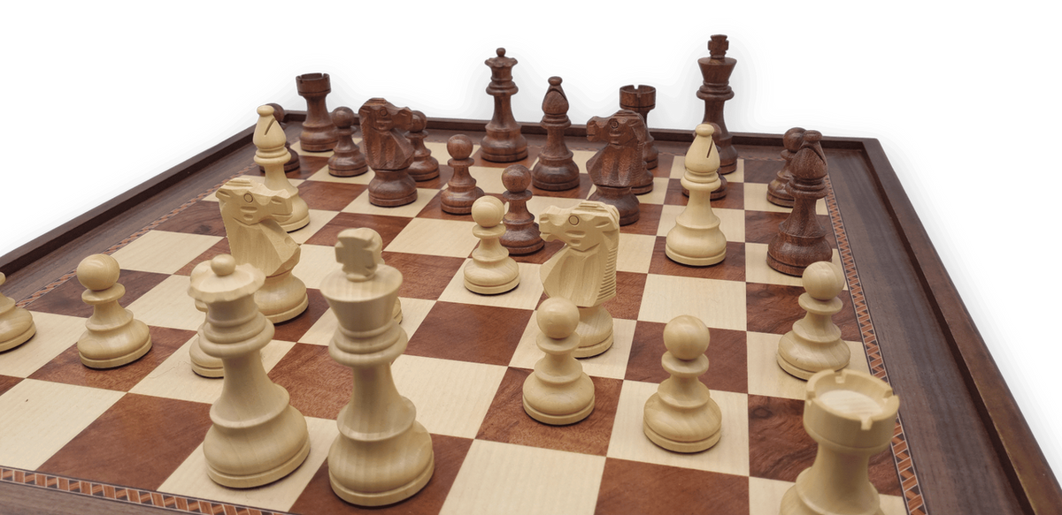 Dal Rossi 50cm Wooden Board with Drawers and Dal Rossi 95mm Sheesham Double Weighted Chess Pieces close up