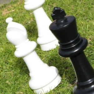 Giant Chess 32cm Garden / Outdoor Chess Set (GC321) pieces