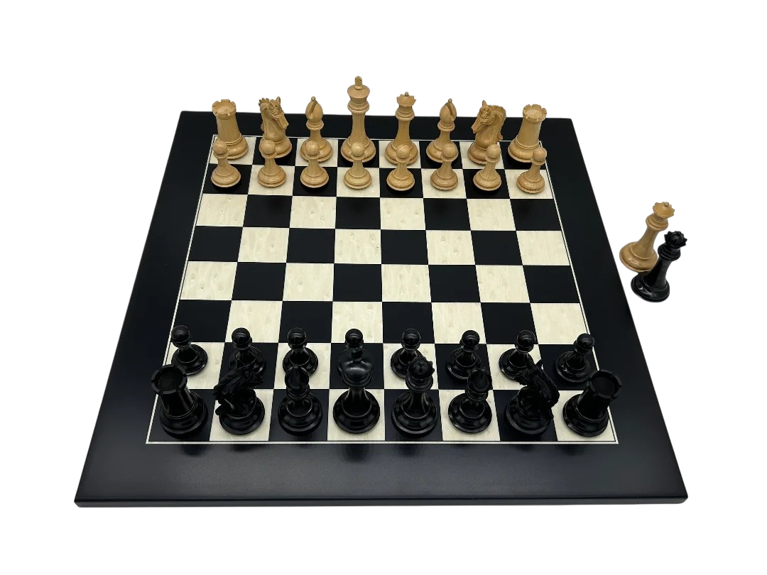 Board featured with Dal Rossi 105mm Ebony/Boxwood Double Weighted Chess Pieces