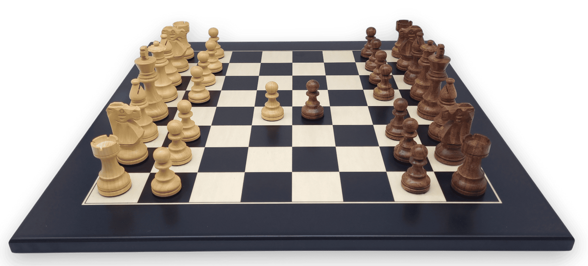 Milano Notte Chess Set – Black & Erable Wooden Chess Set side view