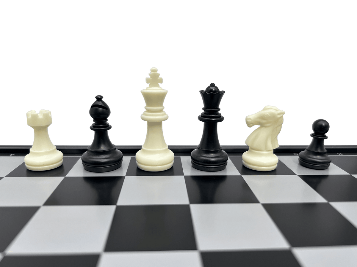 Magnetic Travel 3-in-1 set - chess pieces overview