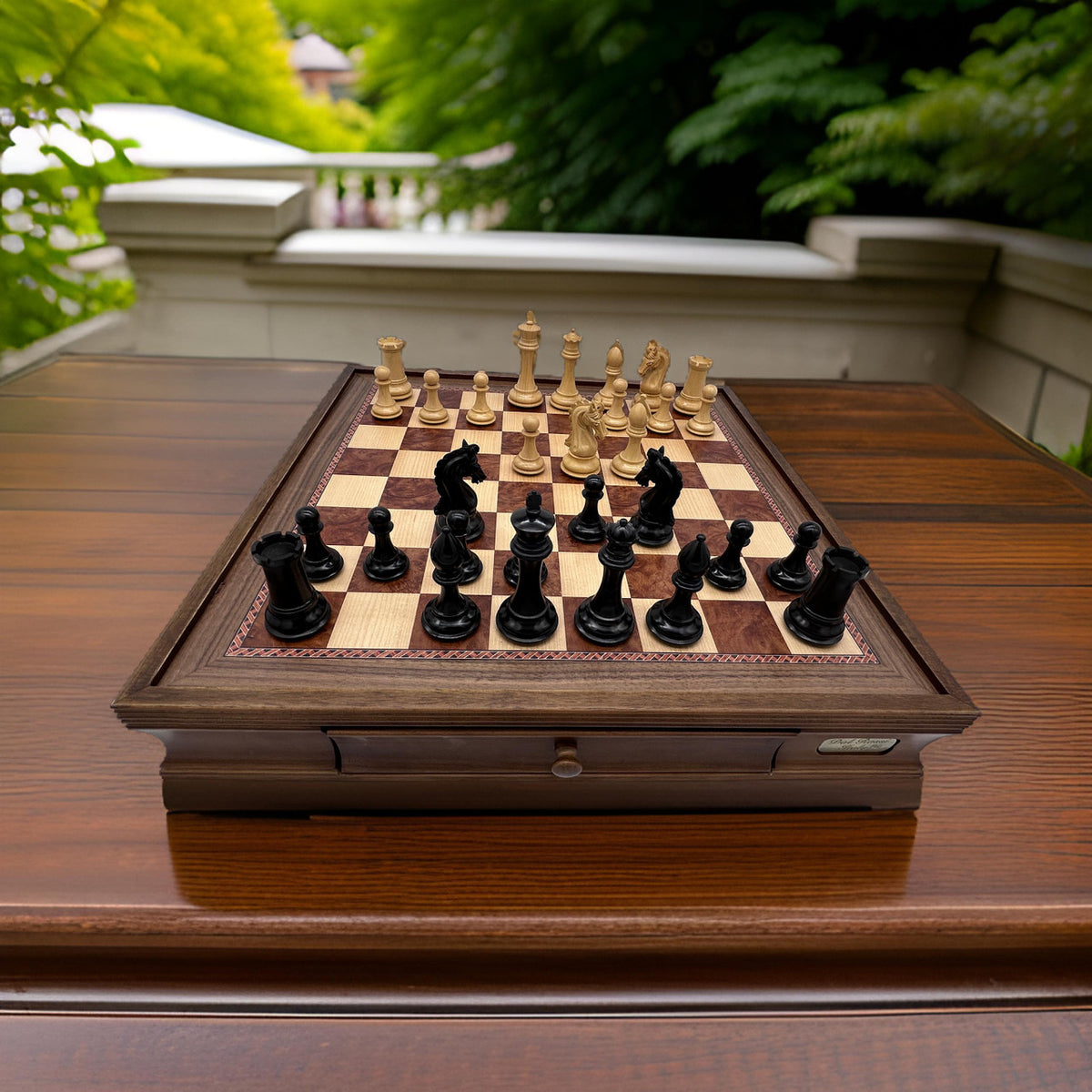 Board with Ebony pieces (L3063DR) example 