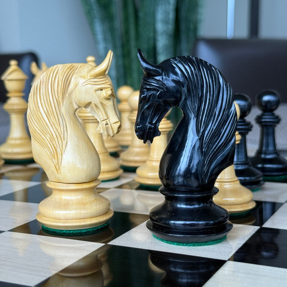 Vienna Victory Chess Set - Knights