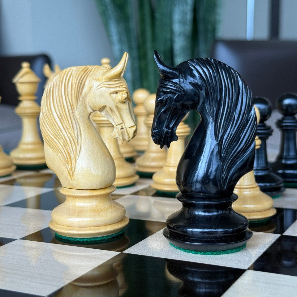 Vienna Victory Chess Set - Knights