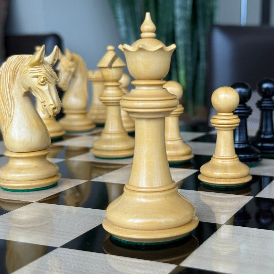 Vienna Victory Chess Set - Queen