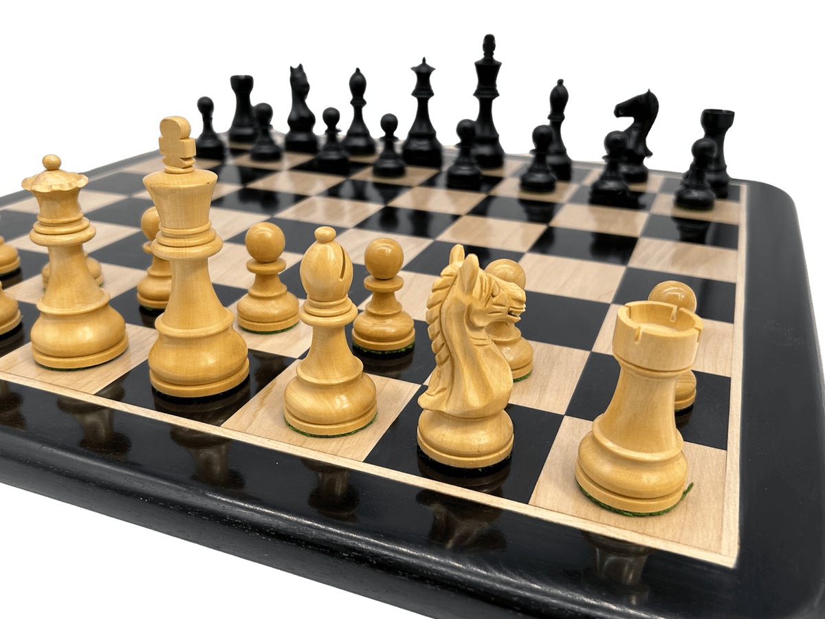 Rex Noir London Classic Double Weighted Ebony Staunton Chess Pieces with carved Knight - detail pieces
