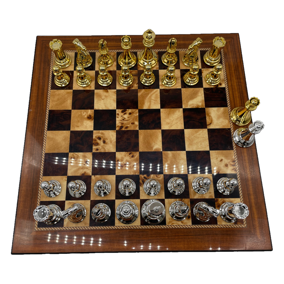 Dal Rossi 50cm Walnut Board & 105mm Gold/Silver Colour Chess Pieces from above