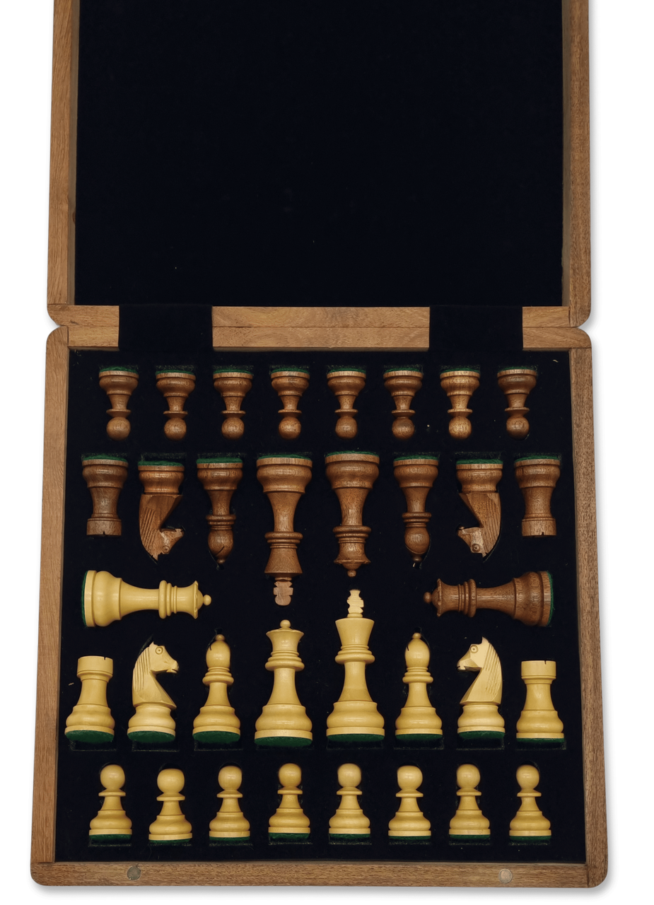 Manchester Pieces in Complimentary Rex Noir Wooden Storage Box