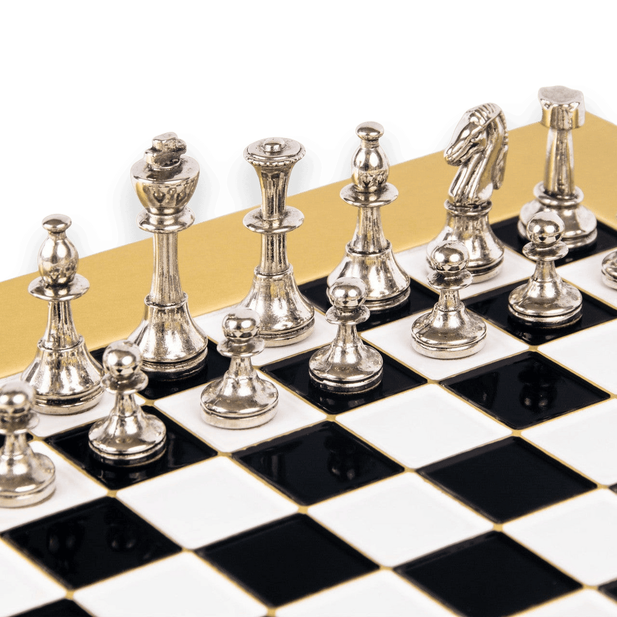 Regal Staunton Battlefield Chess Set - Display Item - silver pieces