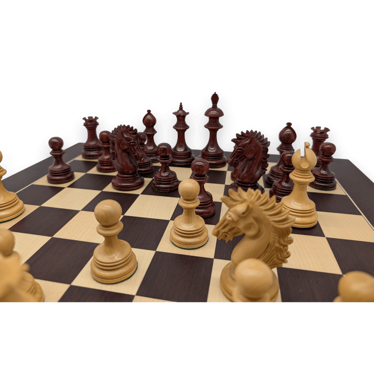 Istanbul Prestige Chess Set - in play